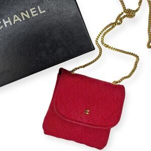 Chanel Mode et Maquillage Collection Jersey Rouge Mini Flap Bag